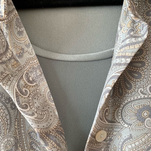 2 piece paisley blouse and coordinating tank top - Picture 3 of 6